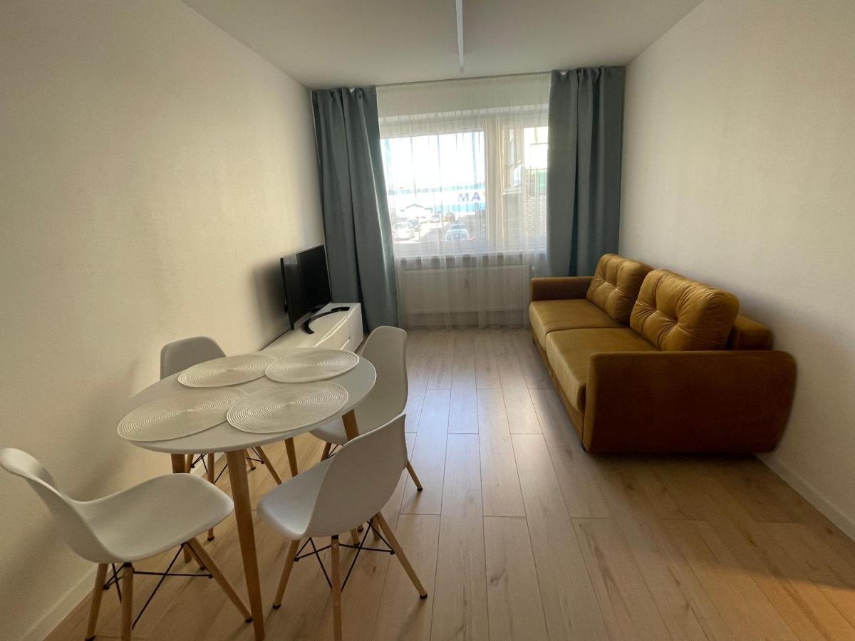 Mb Livinga Apartamentai Taikos G Mazeikiai Exterior photo